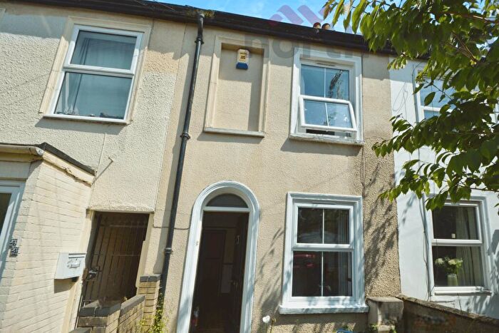 2 Bedroom Terraced House To Rent In Connaught Road, Norwich, NR2