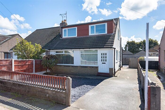 4 Bedroom Semi-Detached House For Sale In Rochester Avenue, Morecambe, LA4