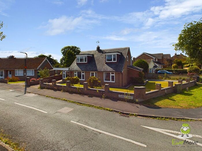 4 Bedroom Detached House For Sale In Alkington Road, Whitchurch, Shropshire, SY13