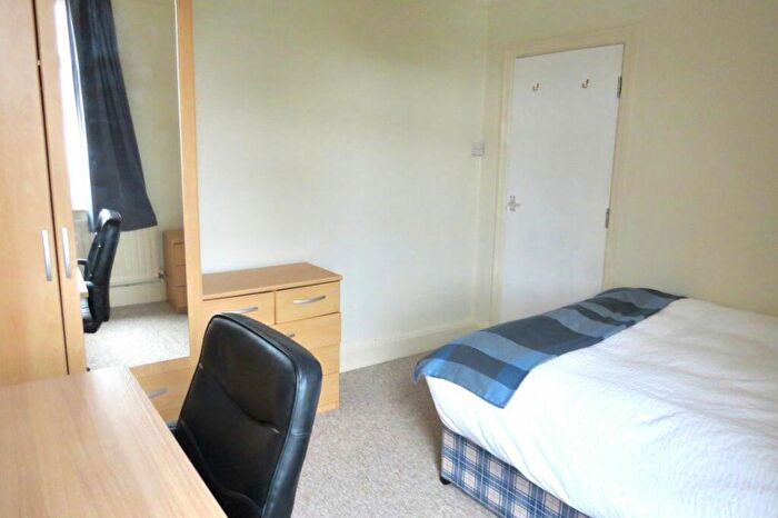 5 Bedroom House To Rent In Student Five Double Bedrooms, Winton, P05