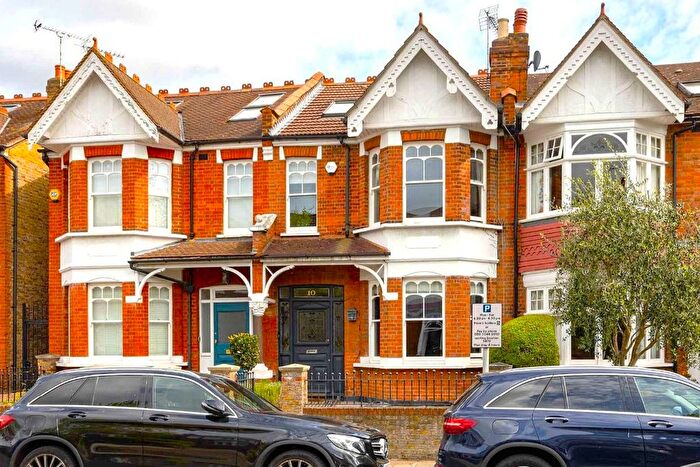 4 Bedroom Terraced House For Sale In Copthall Gardens, Twickenham, TW1