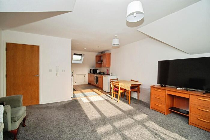 1 Bedroom Flat For Sale In Holzwickede Court, Weymouth, DT3