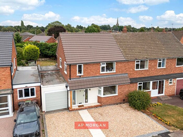 3 Bedroom Semi-Detached House For Sale In Carol Avenue, Bromsgrove, Worcestershire, B61