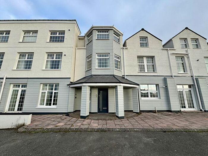 2 Bedroom Apartment For Sale In Trearddur Bay, Isle Of Anglesey, LL65
