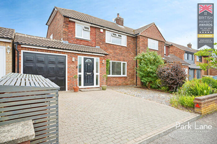 3 Bedroom Semi Detached House For Sale In Fulton Crescent, Bishops Stortford, Hertfordshire, CM23