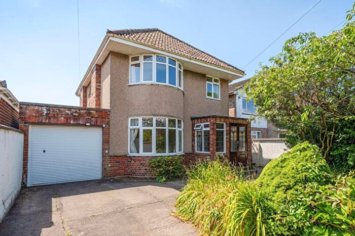 3 Bedroom Detached House For Sale In Portway, Wells, BA5