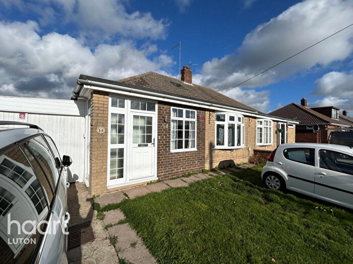 2 Bedroom Semi-Detached Bungalow To Rent In Green Lane, Luton, LU2