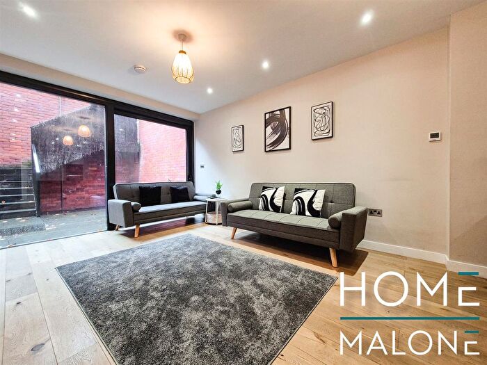 3 Bedroom Flat To Rent In Richardson Apartments, Causton Road, N6
