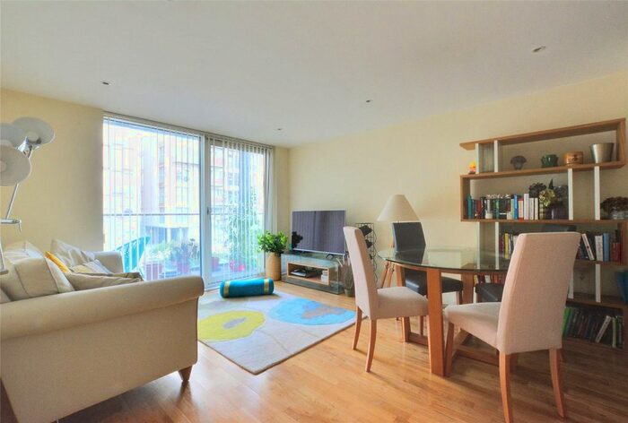 1 Bedroom Flat To Rent In Torrent Lodge, Merryweather Place, London, SE10