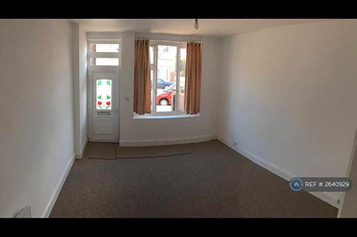 2 Bedroom Flat To Rent In Station Road, Portslade, BN41