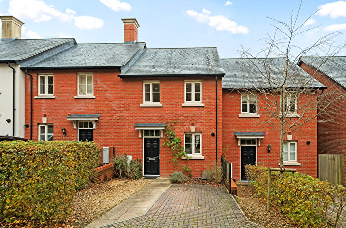 2 Bedroom Terraced House For Sale In Kings Drive, Winchester, Hampshire, SO22
