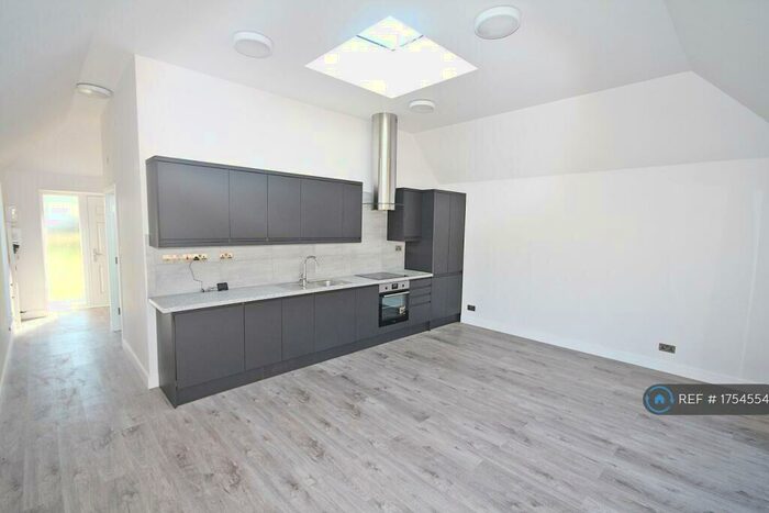 1 Bedroom Bungalow To Rent In Hinksley Road, Flitwick, Bedford, MK45