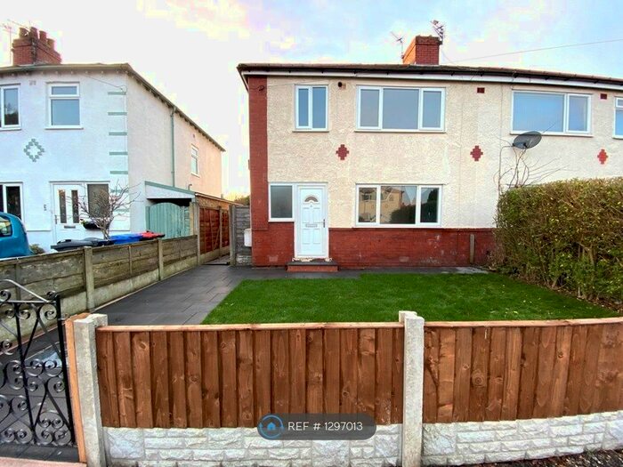 3 Bedroom Semi-Detached House To Rent In Carlisle Grove, Thornton-Cleveleys FY5