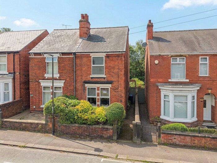 2 Bedroom Semi Detached House For Sale In Alexandra Road West, Chesterfield, S40