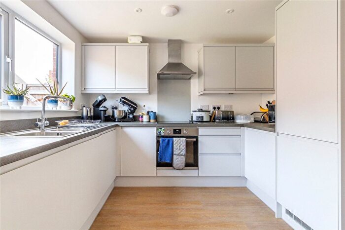 3 Bedroom Semi-detached House For Sale In Ashton Rise, Bristol, BS3