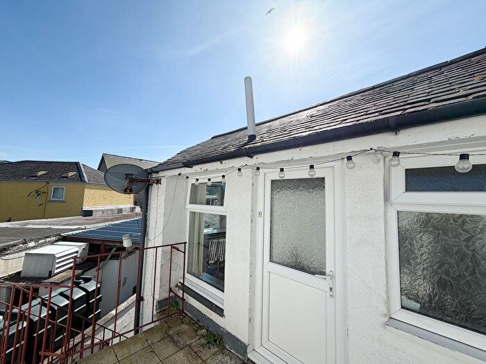 1 Bedroom Flat To Rent In Bridge Street, Aberaeron, SA46
