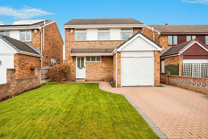 3 Bedroom Detached House For Sale In Common Ing Lane, Ryhill, Wakefield, WF4