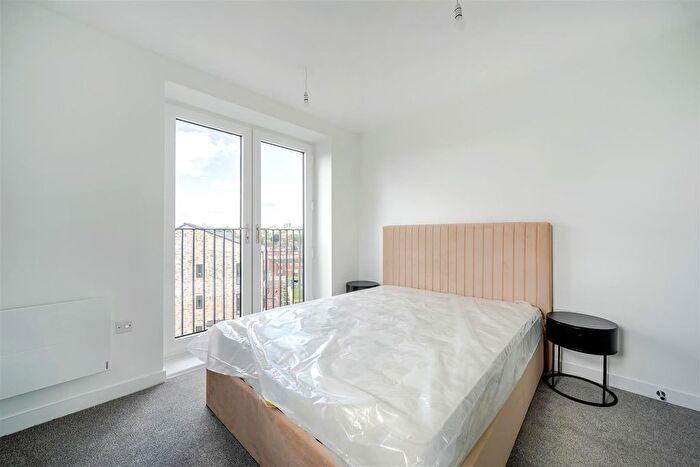 2 Bedroom Flat To Rent In Belgrave Village, Eden Avenue, Birmingham, B12