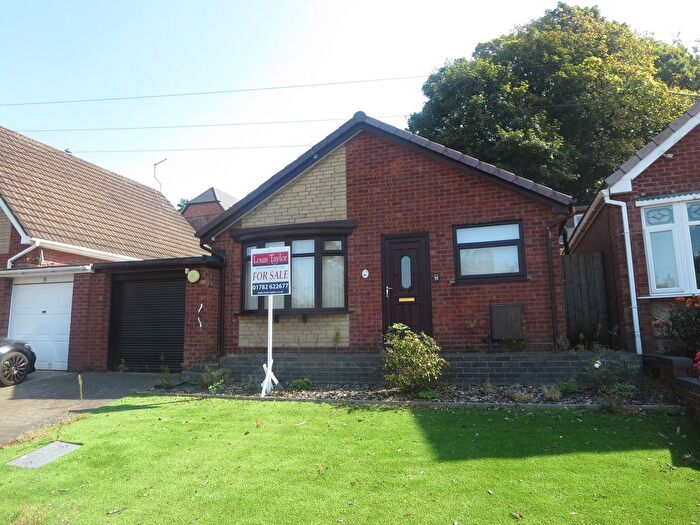 2 Bedroom Detached Bungalow For Sale In Delamere Grove, Newcastle, Staffordshire, ST5