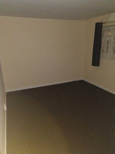 2 Bedroom Maisonette To Rent In Rose Lane, Chadwell Heath, RM6
