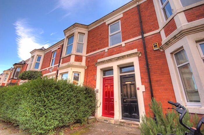 6 Bedroom Flat To Rent In Bayswater Road, Jesmond, Newcastle Upon Tyne, NE2