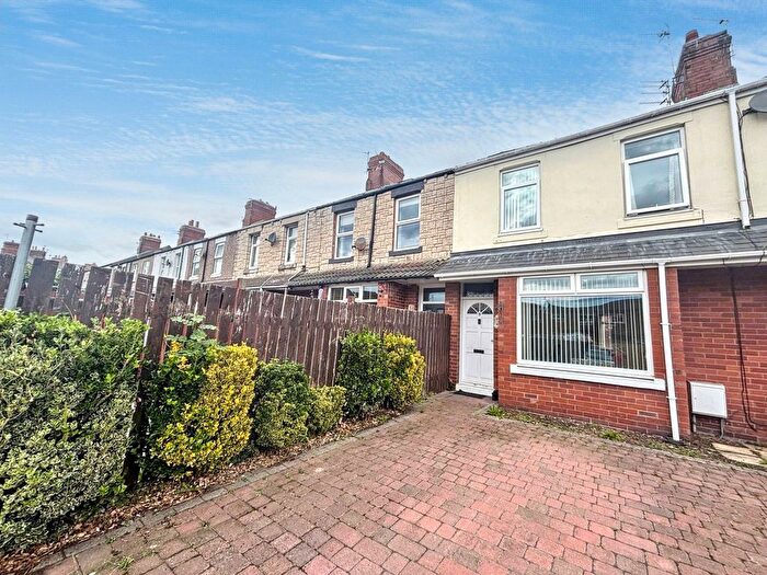 3 Bedroom Terraced House For Sale In Whitsun Gardens, Bedlington, NE22