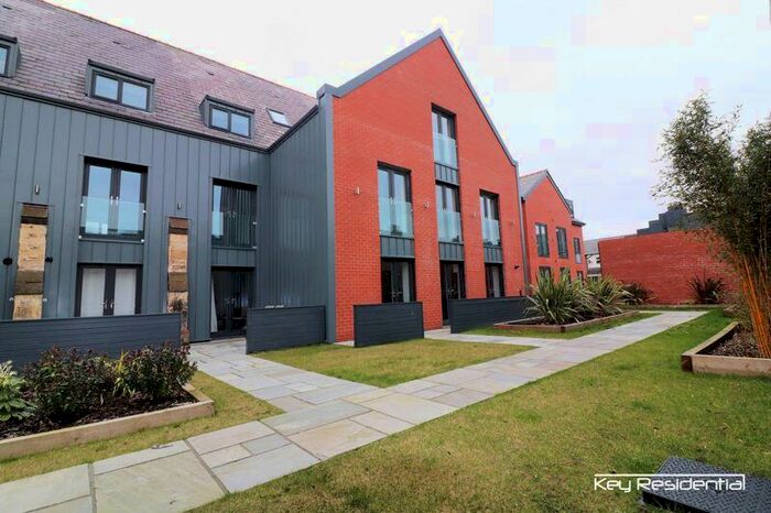 1 Bedroom Flat To Rent In Church Place, Alderley Road, Hoylake, Wirral, CH47