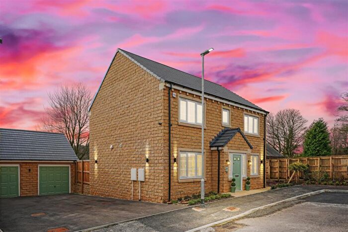 4 Bedroom Detached House For Sale In Brookland Way, Thurlstone, S36