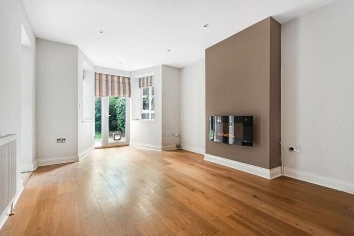2 Bedroom Flat To Rent In Church Road, Highgate, N6