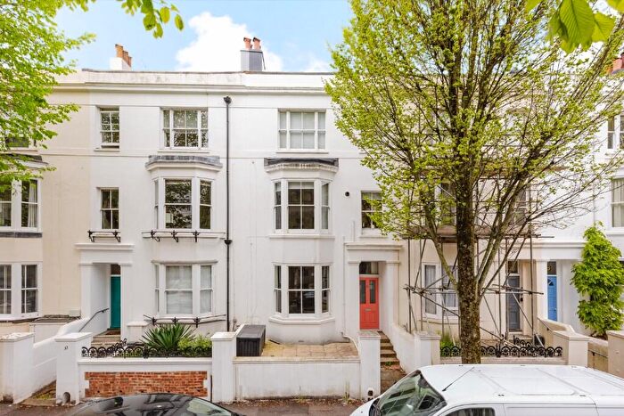1 Bedroom Flat For Sale In Buckingham Road, BN1