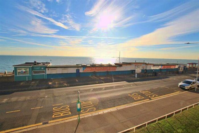 2 Bedroom Apartment To Rent In Eastern Esplanade, Southend On Sea, Essex, SS1
