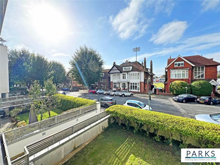 2 Bedroom Apartment To Rent In Palmeira Avenue, Hove, East Sussex, BN3