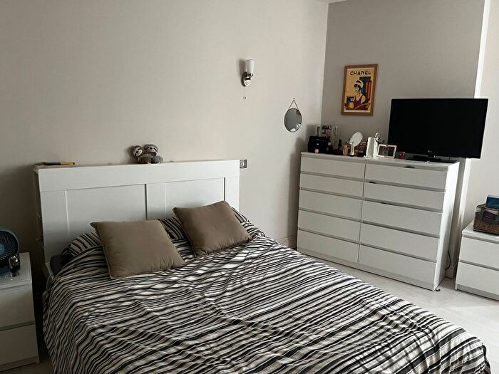 1 Bedroom Flat To Rent In Hendon Lane, London, N3