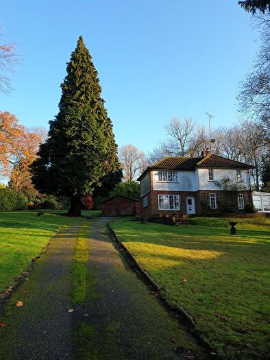 4 Bedroom Detached House For Sale In Long Hill, Woldingham, CR3