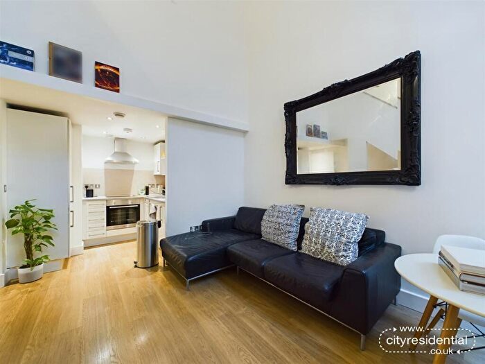 2 Bedroom Duplex For Sale In Sir Thomas Street, Liverpool, L1