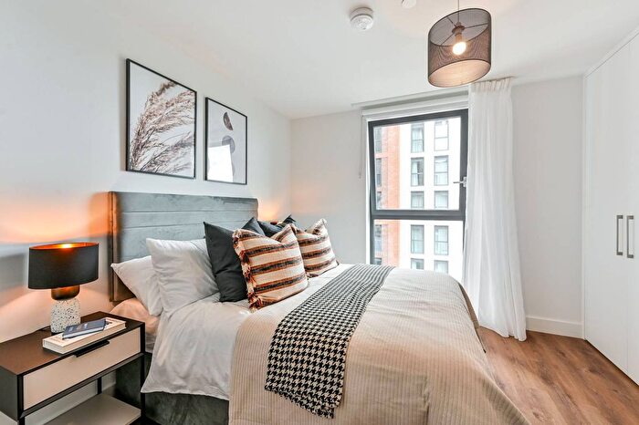 2 Bedroom Flat To Rent In One Maidenhead, Maidenhead, SL6