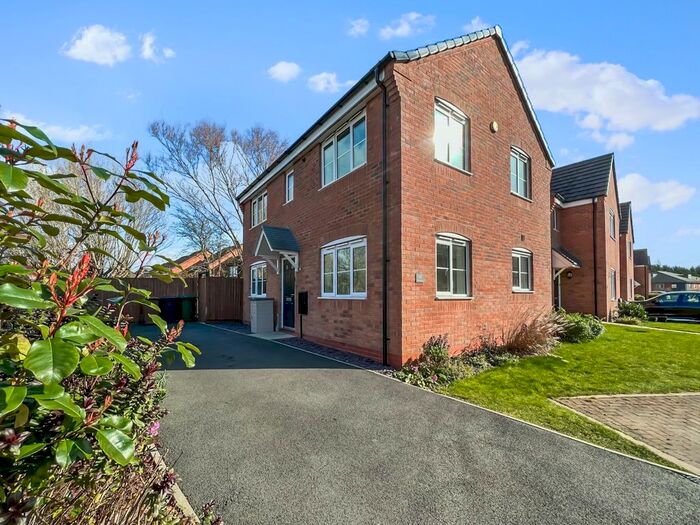 3 Bedroom Detached House For Sale In Avocet Drive, Willington, Derbyshire, DE65