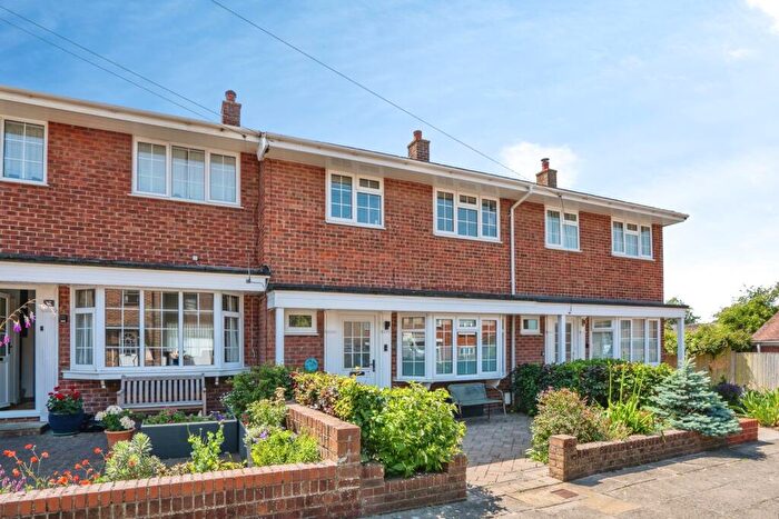 3 Bedroom Terraced House For Sale In School Lane, Emsworth, Hampshire, PO10