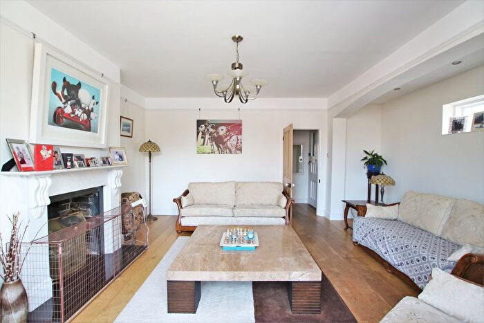 4 Bedroom Terraced House To Rent In The Terrace, Wokingham, RG40