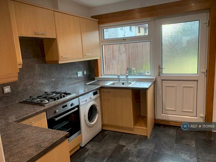 3 Bedroom Terraced House To Rent In Queen Margaret Drive, Glenrothes, KY7