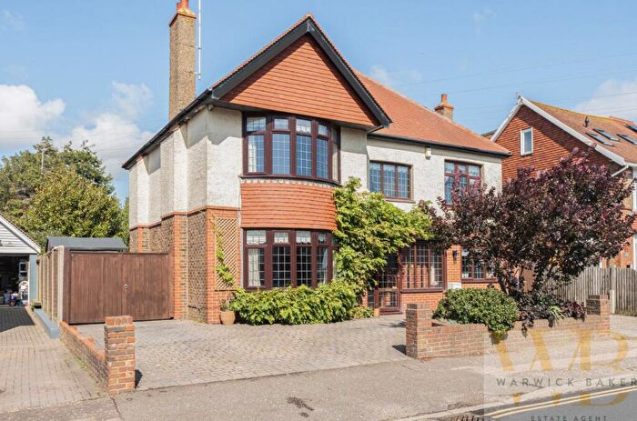 5 Bedroom Detached House For Sale In Old Shoreham Road, Southwick, Brighton, BN42