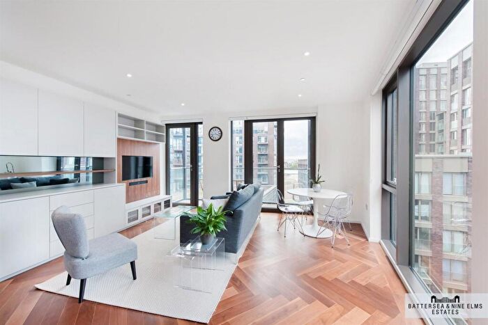 2 Bedroom Apartment For Sale In Ambassador Building, Embassy Gardens, SW11