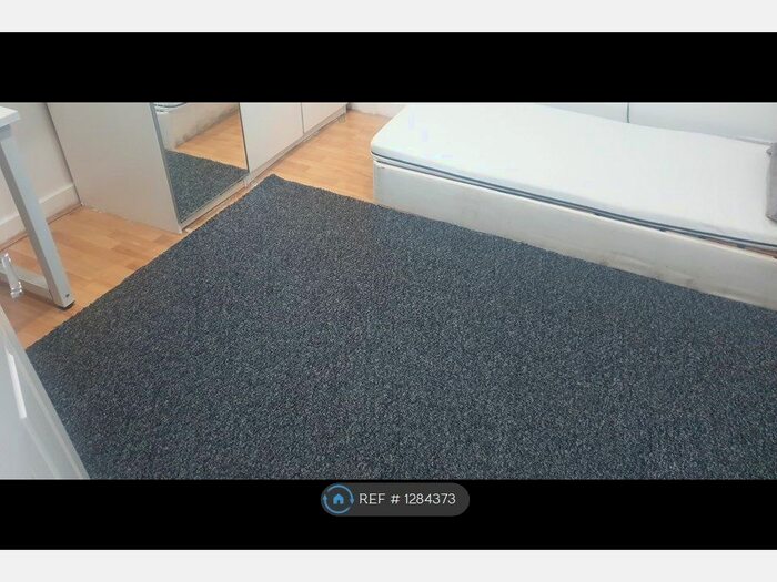 Studio To Rent In Moseley, Birmingham B13