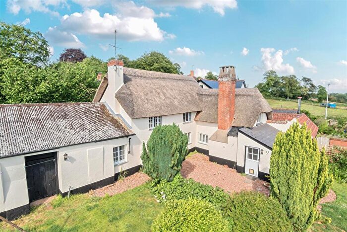 4 Bedroom Detached House For Sale In Oak Hill, East Budleigh, Budleigh Salterton, EX9