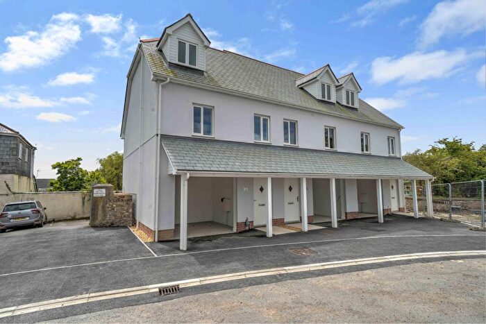 3 Bedroom Semi-Detached House For Sale In Coaching Court, South Molton, EX36