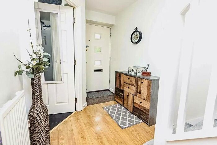 4 Bedroom Terraced House To Rent In Keepers Gate, Birmingham, B37