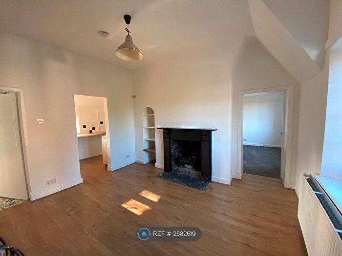 2 Bedroom Flat To Rent In Barracks Square, Macclesfield, SK11