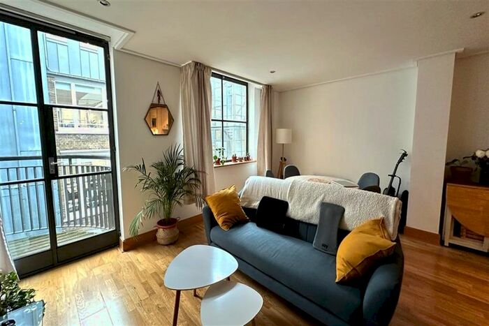 1 Bedroom Flat To Rent In Printers Inn Court, Cursitor Street, Holborn, London, EC4A