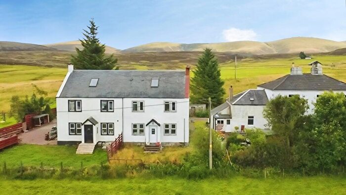 2 Bedroom Semi-Detached House For Sale In Biggar, ML12