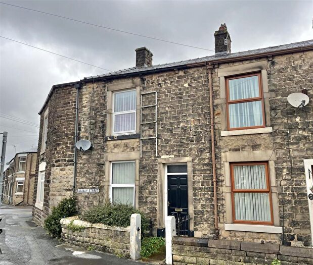 2 Bedroom Terraced House For Sale In Railway Street Hadfield Glossop, SK13
